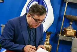 تاجرنیا گفت استقلال مشهد، فدراسیون قبول نکرد!