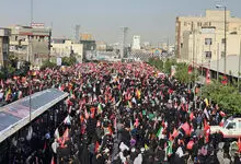 بدرقه تاریخی رهبر شهید از مصلی تا میدان آزادی