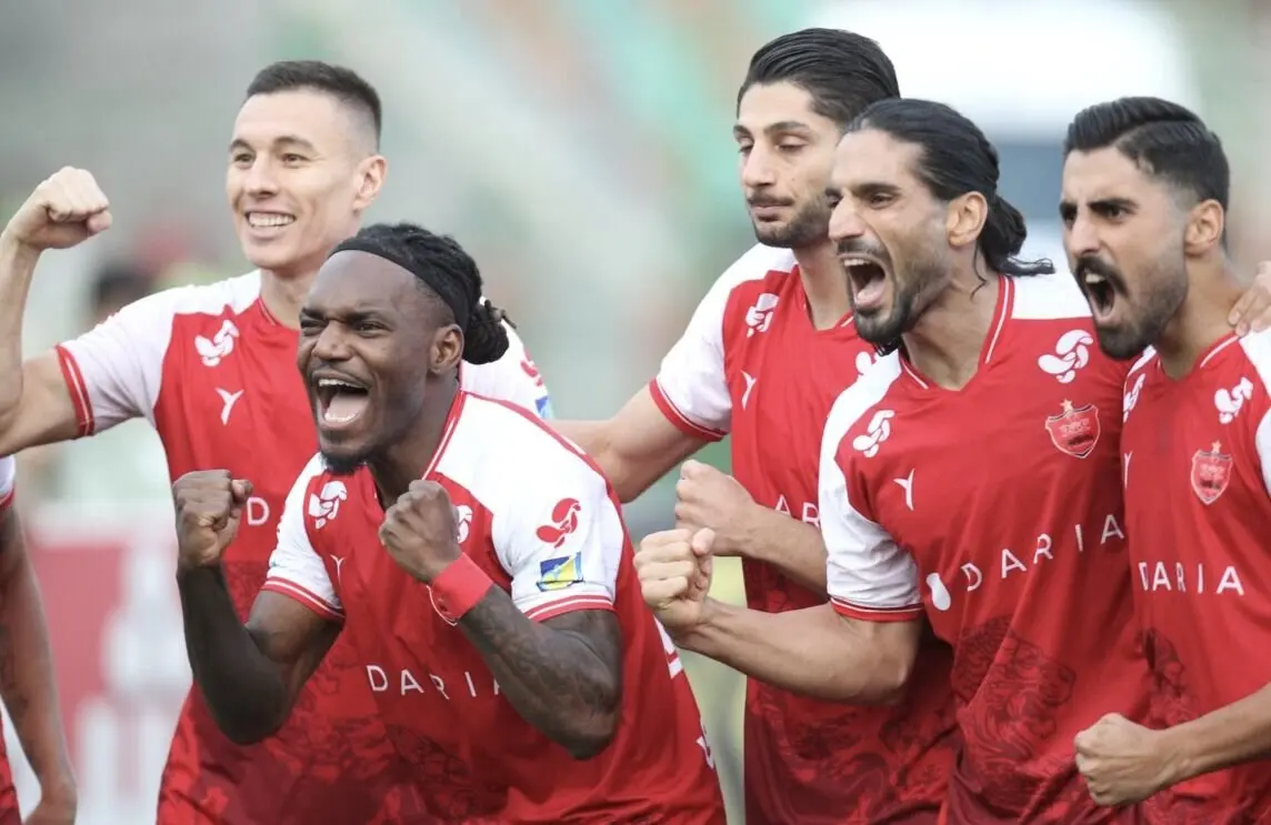 پرسپولیس ۳ - ۱ صنعت نفت؛  وحشت صدرنشین با مثلث ترسناک بیفوما، علیپور و اورونوف