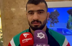 مرد نقره‌ای ایران: حریفم ضد کشتی گرفت!
