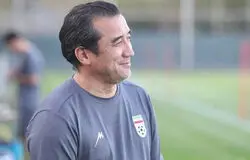 پایان شایعات حضور در پرسپولیس؛ خداداد عزیزی در تراکتور می‌ماند