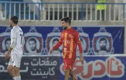 دردسر استفاده از VAR در بازی ملوان و فولاد
