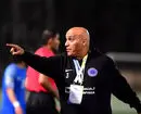 منصوریان و صدرنشینی الطلبه در آمار کارت زرد