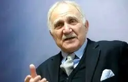 کلانی در مکزیک به دیدار قلعه‌نویی می‌رود