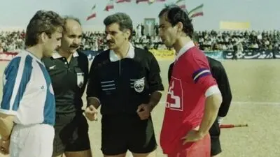 برگزاری داربی در زندان به خاطر کتک‌کاری ۲ ستاره استقلال و پرسپولیس