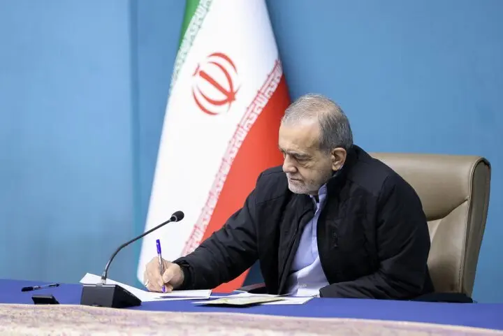 پزشکیان قهرمانی تیم ملی والیبال نوجوانان در رقابت‌های جهانی را تبریک گفت