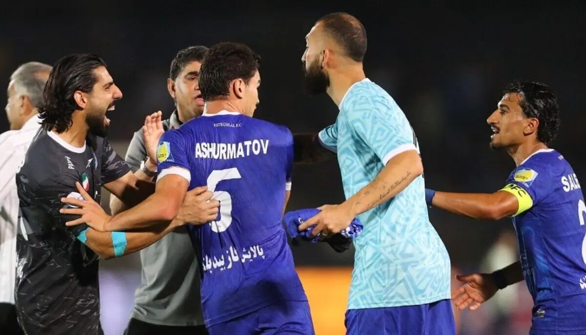 درگیری بازیکنان استقلال و سپاهان که تلویزیون سانسور کرد!