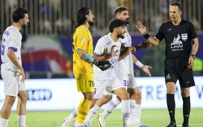 مسعود مرادی درباره پنالتی جنجالی چادرملو مقابل استقلال توضیح می‌دهد
