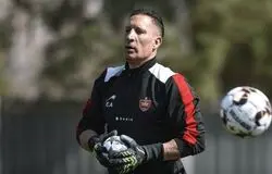 مربی تیم فوتبال پرسپولیس وارد تهران شد 