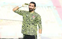 پرسه در ذهن نه چندان پیچیده یک گلر؛ قرارداد بزرگ یا شخصیت بزرگ؟