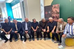 درگوشی رئیس سازمان بهزیستی با آقای گل فوتبال ایران