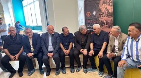 درگوشی رئیس سازمان بهزیستی با آقای گل فوتبال ایران