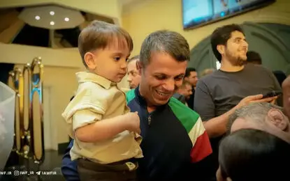 بهترین مربی جهان و بچه‌هایش در مهرآباد