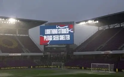 جام جهانی در خطر وقفه‌های تاریخی؛ صاعقه‌ها برنامه بازی‌ها را به هم می‌ریزند؟