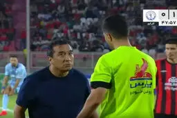 چشم غره خداداد پس از کارت قرمز! 