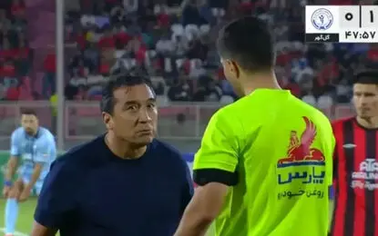 چشم غره خداداد پس از کارت قرمز! 