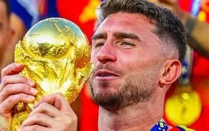 بارسلونا به سراغ لاپورت رفت؛ مدافع باتجربه در آستانه بازگشت به لالیگا؟