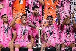قهرمانی اینترمیامی با درخشش لیونل مسی؛ جام ۴۹ در دستان لئو!