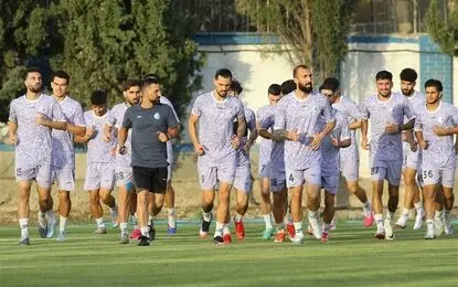 استقلالی‌ها امروز بدون تمرین به اراک می‌روند