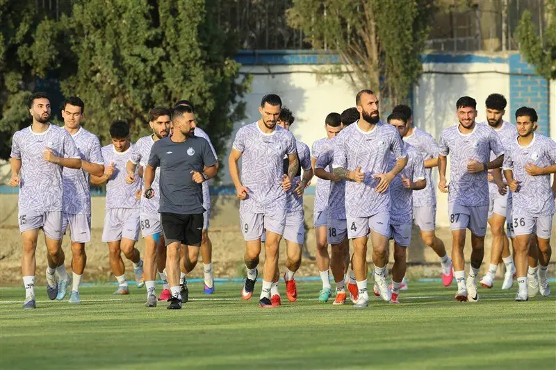 استقلالی‌ها امروز بدون تمرین به اراک می‌روند