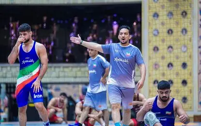 پژمان درستکار: محمدنژاد جوان اخراج نشد؛ کارت زرد گرفت