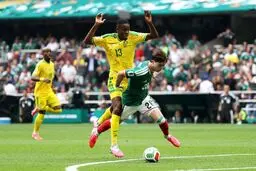 مکزیک 2-0 آفریقای جنوبی؛ شروع مقتدرانه میزبان در یک افتتاحیه خشن!
