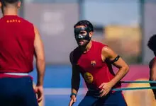 ستاره بارسلونا نقاب‌دار شد