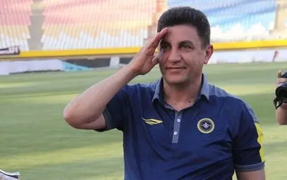 امیر قلعه‌نویی بدترین مربی تاریخ بازی‌های استقلال و سپاهان