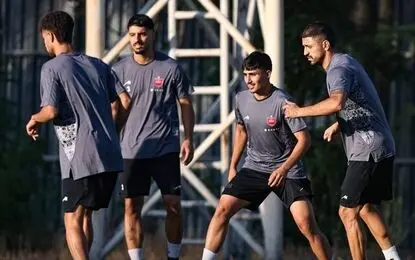 روند تکمیل کادر فنی پرسپولیس؛ بدنسازی یونانی فردا به ایران می‌رسد