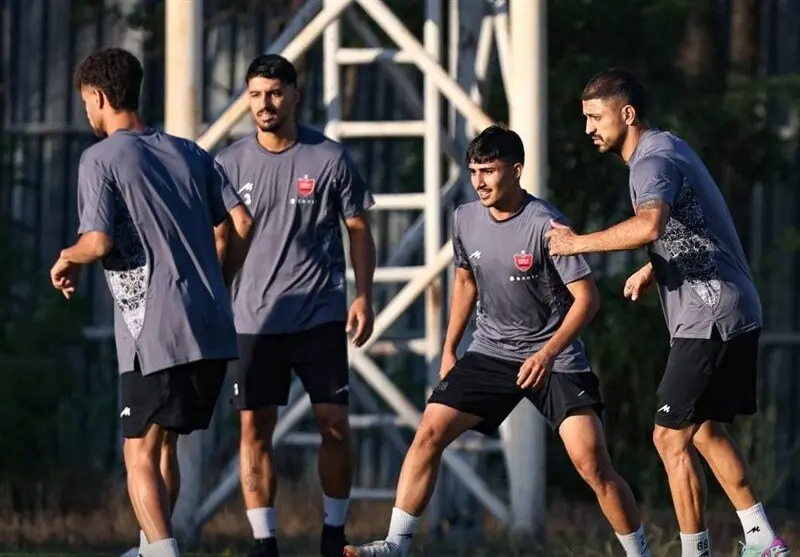 روند تکمیل کادر فنی پرسپولیس؛ بدنسازی یونانی فردا به ایران می‌رسد