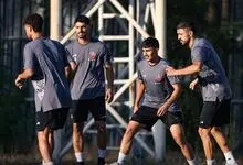 روند تکمیل کادر فنی پرسپولیس؛ بدنسازی یونانی فردا به ایران می‌رسد