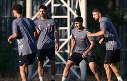 روند تکمیل کادر فنی پرسپولیس؛ بدنسازی یونانی فردا به ایران می‌رسد