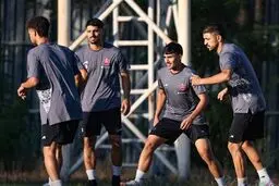 روند تکمیل کادر فنی پرسپولیس؛ بدنسازی یونانی فردا به ایران می‌رسد