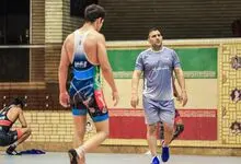 سرمربی ناکام جوانان به اردوی کشتی برمی‌گردد