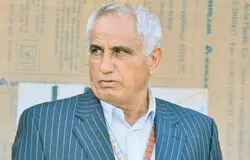 شرفی: کسی جلوی خداداد عزیزی را بگیرد