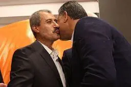 به احترام علی دایی روی نیمکت نمی‌نشینم

