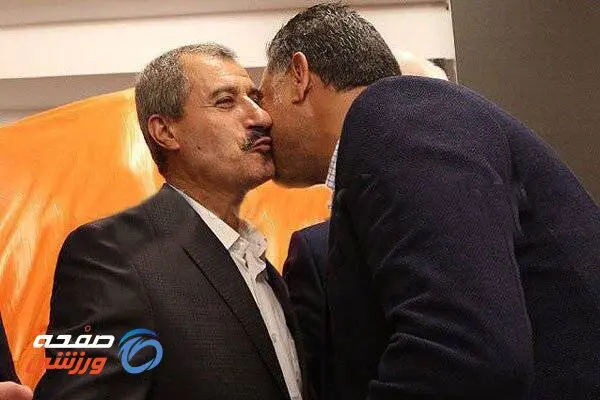 به احترام علی دایی روی نیمکت نمی‌نشینم

