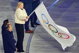 رئیس IOC همچنان مخالف پرداخت پاداش نقدی 