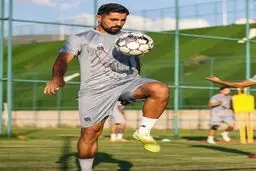 شماره ۹۹ بر تن خرید جدید پرسپولیس؛ لطیفی‌ فر نخستین تمرینش را انجام داد