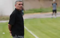 آمار باورنکردنی از مربیان لیگ برتر؛ هشت هفته و چهار اخراجی!