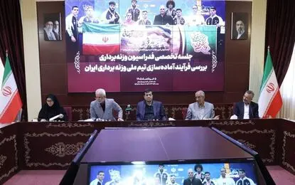 تاکید وزیر ورزش بر نامدار شدن تمام اوزان وزنه‌برداری