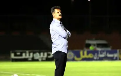 مخالفت باشگاه صنعت‌نفت آبادان با استعفای سرمربی