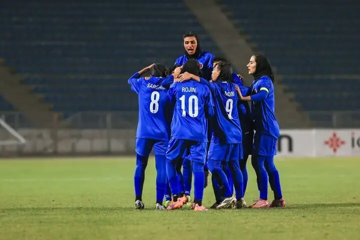 شکست استقلال و پرسپولیس در هفته دوم؛ سپاهان همچنان بدون توقف
