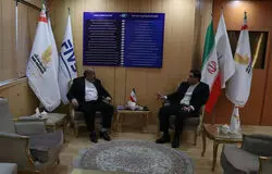 نشست تقوی با رئیس هیات تهران

