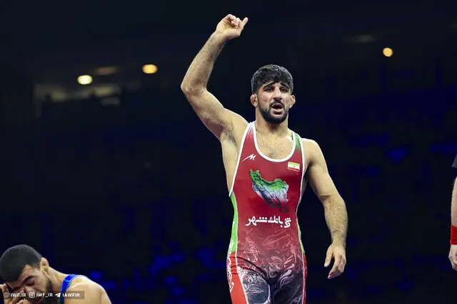 نابغه کشتی ایران بدون دادن امتیاز قهرمان شد