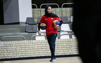 سرمربی بسکتبال سه نفره بانوان: امیدواریم به عنوان تیم اول گروه صعود کنیم