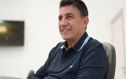 قلعه نویی تماشاگر ویژه بازی استقلال شد
