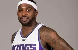 ستاره سابق NBA به اتهام سرقت یک بطری نوشیدنی بازداشت شد!