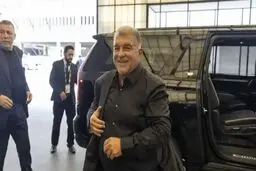 لاپورتا از بیمارستان مرخص شد