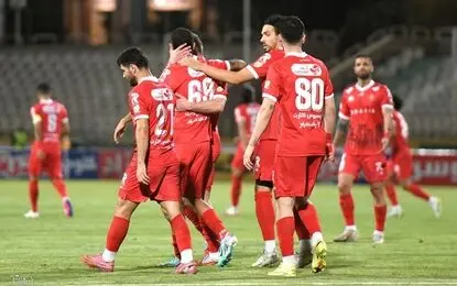پرسپولیس به نوار ناکامی‌های خود ادامه داد و مغلوب چادرملو شد